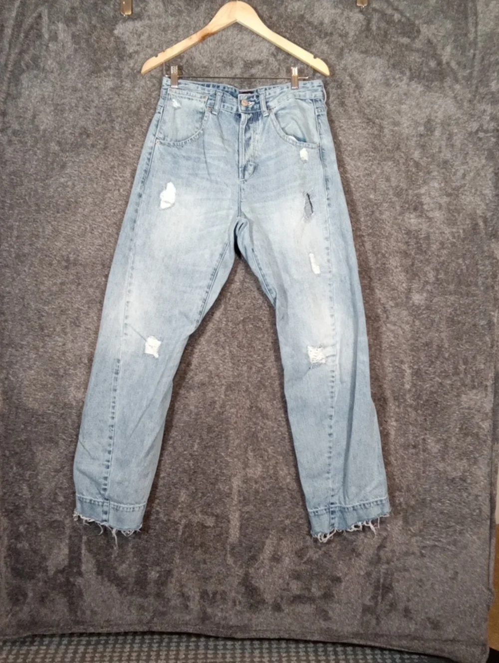 BDG Super Distressed Baggy Barrel Button Closure Streetwear Skater Grunge Jean